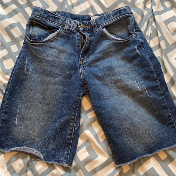 Jean Shorts - Picture 2 of 3